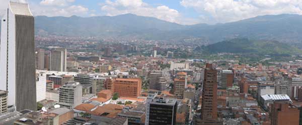 Avalúos Antioquia  Inmobiliarios Medellín. Peritos Avaluadores Certificados. Bodegas Edificios Locales Oficinas Casas Apartamentos Lotes Terrenos